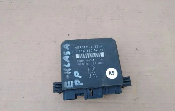 Mercedes-Benz E W210 Other control units/modules 2108203426