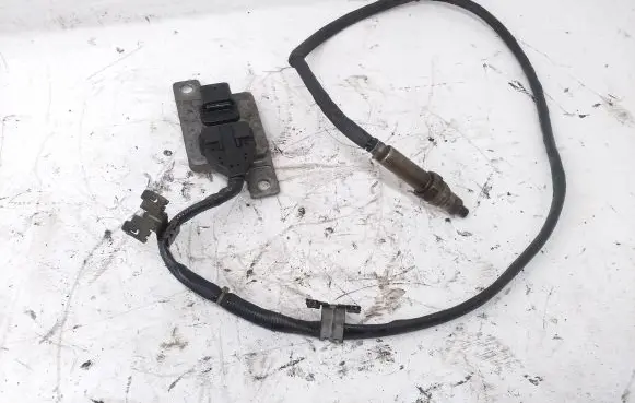 Volkswagen Sharan Lambda probe sensor 03L907807AD 5WK96688A 1306040756