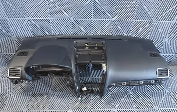 Subaru Levorg Dashboard 66040FJ010 66040VA030 66040VA031