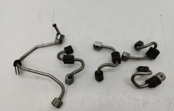 Skoda Superb B9 Fuel injector supply line/pipe 