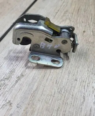 Mercedes-Benz Vito Viano W639 Rear door lock A6397400535