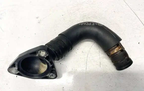 Mazda 6 Engine coolant pipe/hose r2aa
