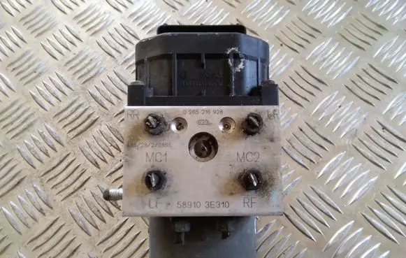 KIA Sorento ABS Pump 0265216928 589103E310 0273004660