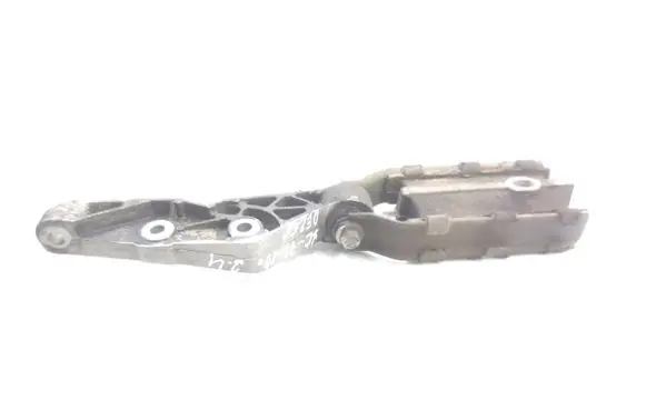 Volvo XC70 Gearbox mount