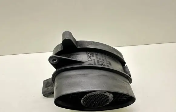 BMW 5 E60 E61 Mass air flow meter 7788744 1362 0928400504