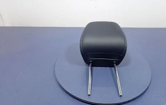 Infiniti Q50 Front seat headrest 
