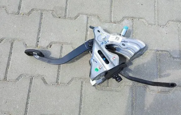Suzuki Esteem Baleno Pedal assembly 