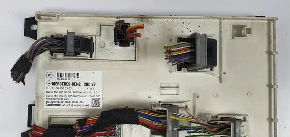 Mercedes-Benz B W246 W242 SAM control unit A1569005303