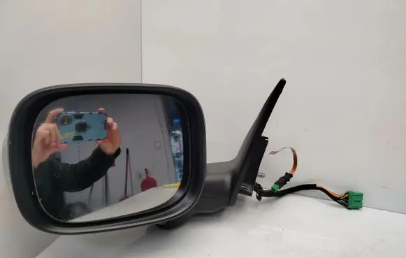 Volvo XC90 Front door electric wing mirror 44R37