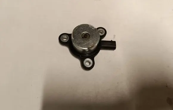 Ford Mustang VII Turbo solenoid valve P2GE6B297