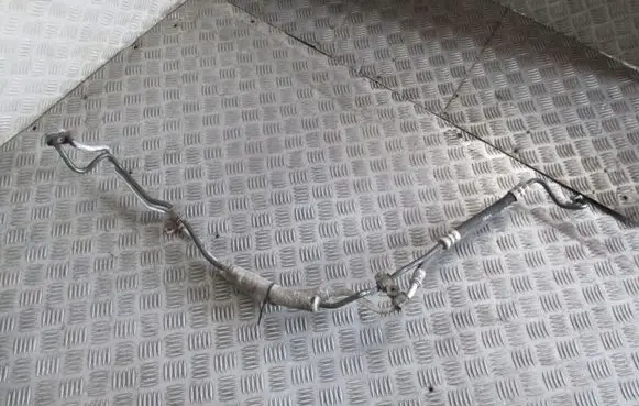 Citroen C4 I Power steering hose/pipe/line 9657297880
