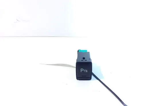 Nissan Qashqai Parking (PDC) sensor switch 083491