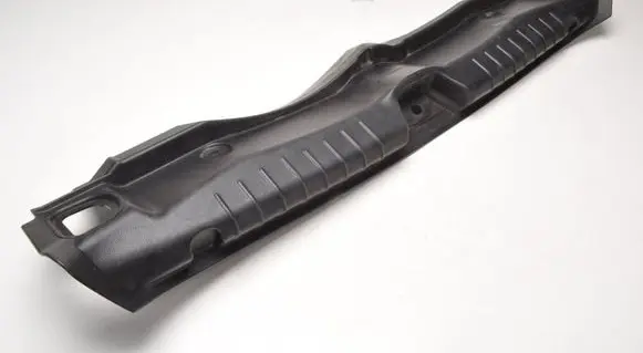 Maserati Ghibli Tailgate/boot cover trim set 6700114150