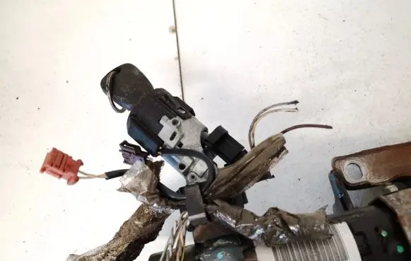 Peugeot 407 Ignition lock 9648445180