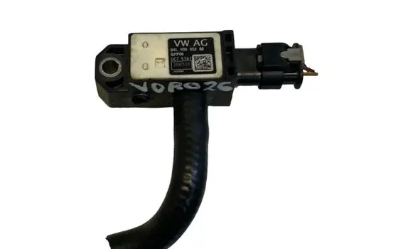 Audi A4 S4 B9 Exhaust gas pressure sensor 04L906051M