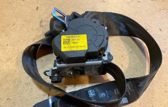Citroen Berlingo Rear seatbelt 34236447B 73179678 511202202883