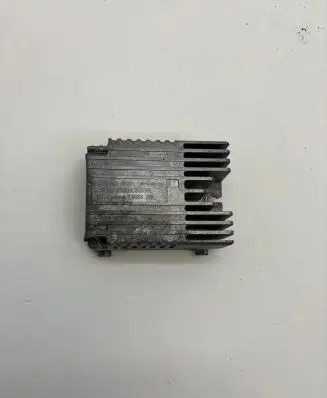 Jaguar S-Type Coolant fan relay XR838C609AA E5004001