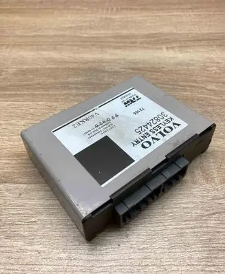 Volvo S40, V40 Alarm control unit/module 30824425 0046825