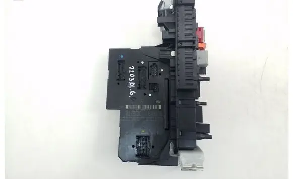 Mercedes-Benz E W212 Fuse module A2129000122