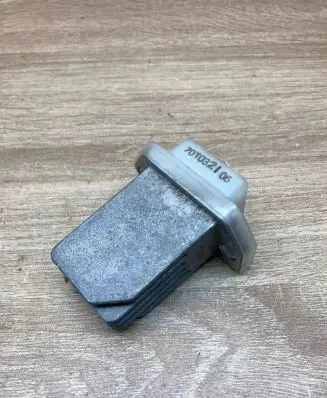 Nissan Note (E12) Heater blower motor/fan resistor 70T032106