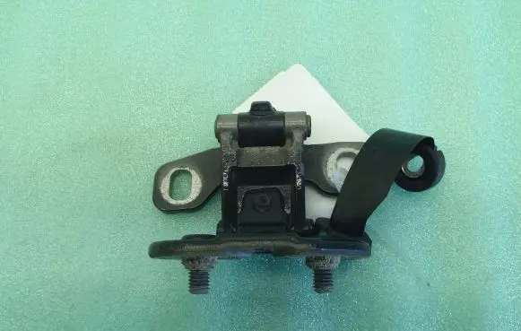 BMW X1 E84 Tailgate/trunk/boot hinge 706062609