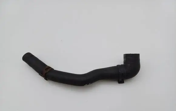 Volkswagen PASSAT B6 Engine coolant pipe/hose 06F121063B