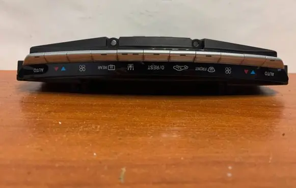 Mercedes-Benz S W221 Climate control unit A2218709910 A2218211351 A2214421323