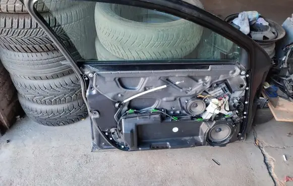 Audi A6 S6 C6 4F Front door