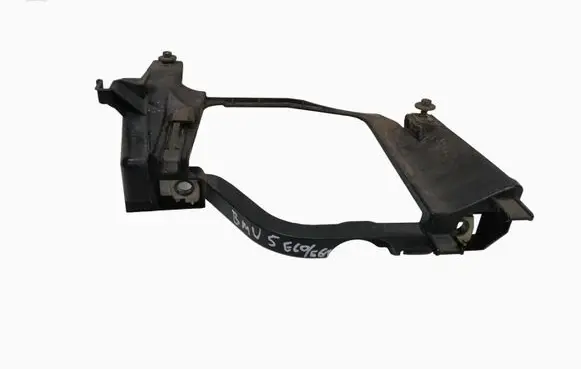 BMW 5 E60 E61 Headlight/headlamp mounting bracket 153738-00