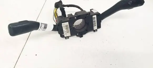 Wiper turn signal indicator stalk/switch