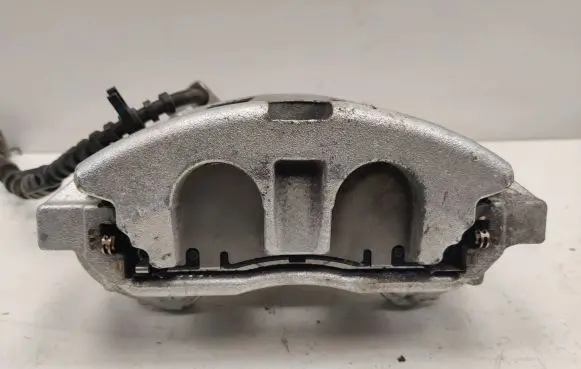 Chrysler Pacifica Front brake caliper 518AC A61NB 518ACA61NB