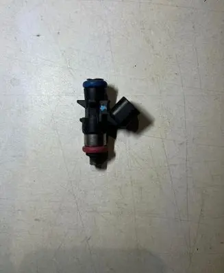Chrysler Town & Country V Fuel injector 05184085AC 0280158233