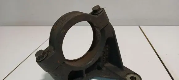 Volvo XC90 Driveshaft support bearing bracket 9143465