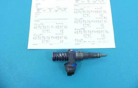 Volkswagen Touran I Fuel injector 0414720213 IMPRK1204071
