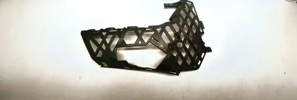 Volkswagen PASSAT B8 Front bumper mounting bracket 3G0807178