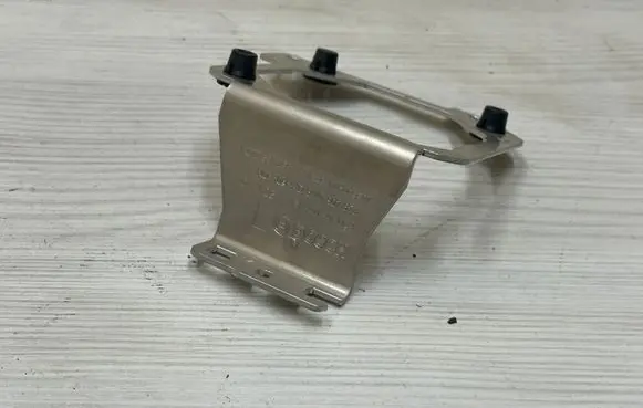 Audi A4 S4 B9 8W Distronic sensor radar 8W0907573