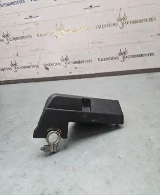 Audi A6 S6 C6 4F Battery relay fuse 4F0915519