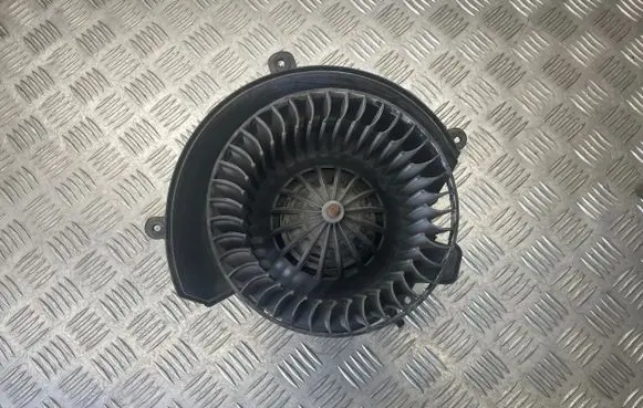 Opel Zafira A Heater fan/blower 13161068 T600ACG C1610