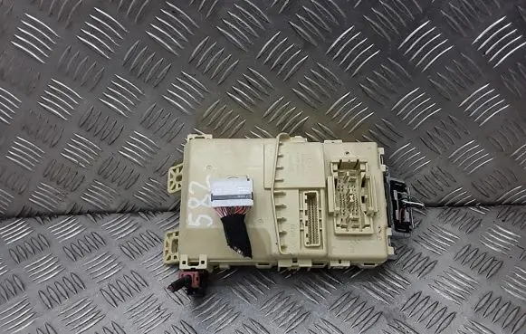 Hyundai Bayon Fuse module 91951q0700
