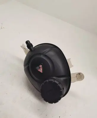Mercedes-Benz E W213 Coolant expansion tank/reservoir A2055000049
