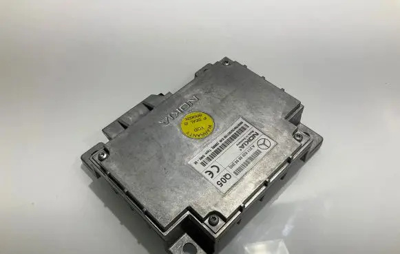 Mercedes-Benz E W211 Phone control unit/module A2118205885 2118205885