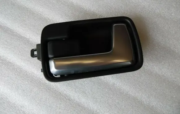 Land Rover Discovery 3 - LR3 Rear door interior handle