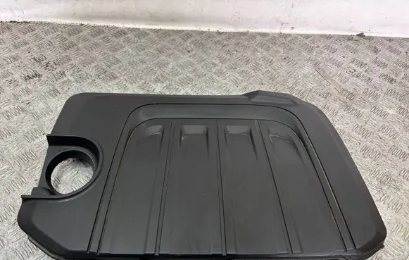 Fiat Sedici Engine cover (trim)
