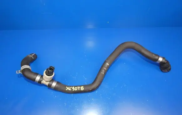 Volvo XC90 Engine coolant pipe/hose 31439750