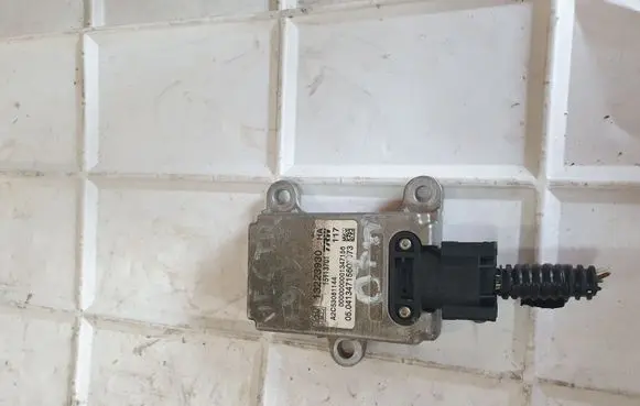 Opel Vectra C ESP acceleration yaw rate sensor 13223930 15113701