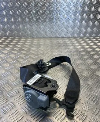 BMW X3 F25 Front seatbelt 3052985