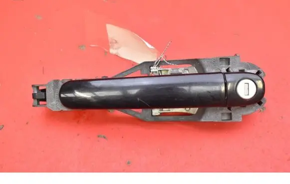 Volkswagen PASSAT B5 Front door exterior handle 