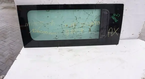 Mazda MX-30 Front triangle window/glass 
