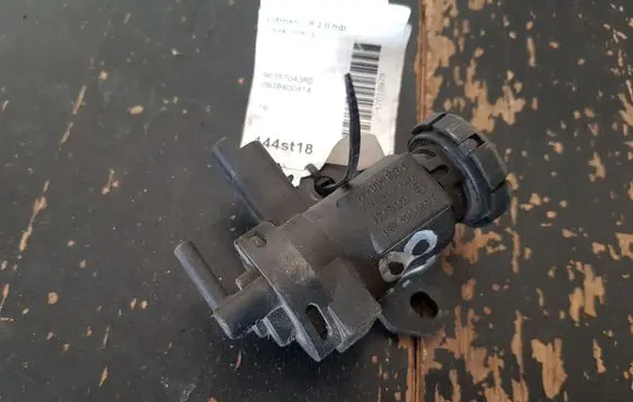 Citroen C8 Turbo solenoid valve 9635704380