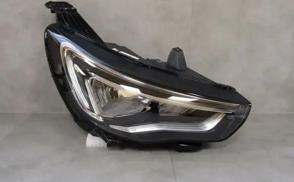 Opel Grandland X Headlight/headlamp YP00015580 366947220 0020119006